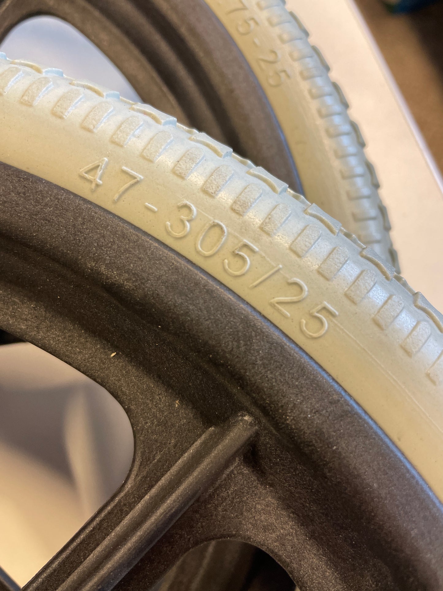 Hjul til baby power motor barnevogn saet m 2 stk