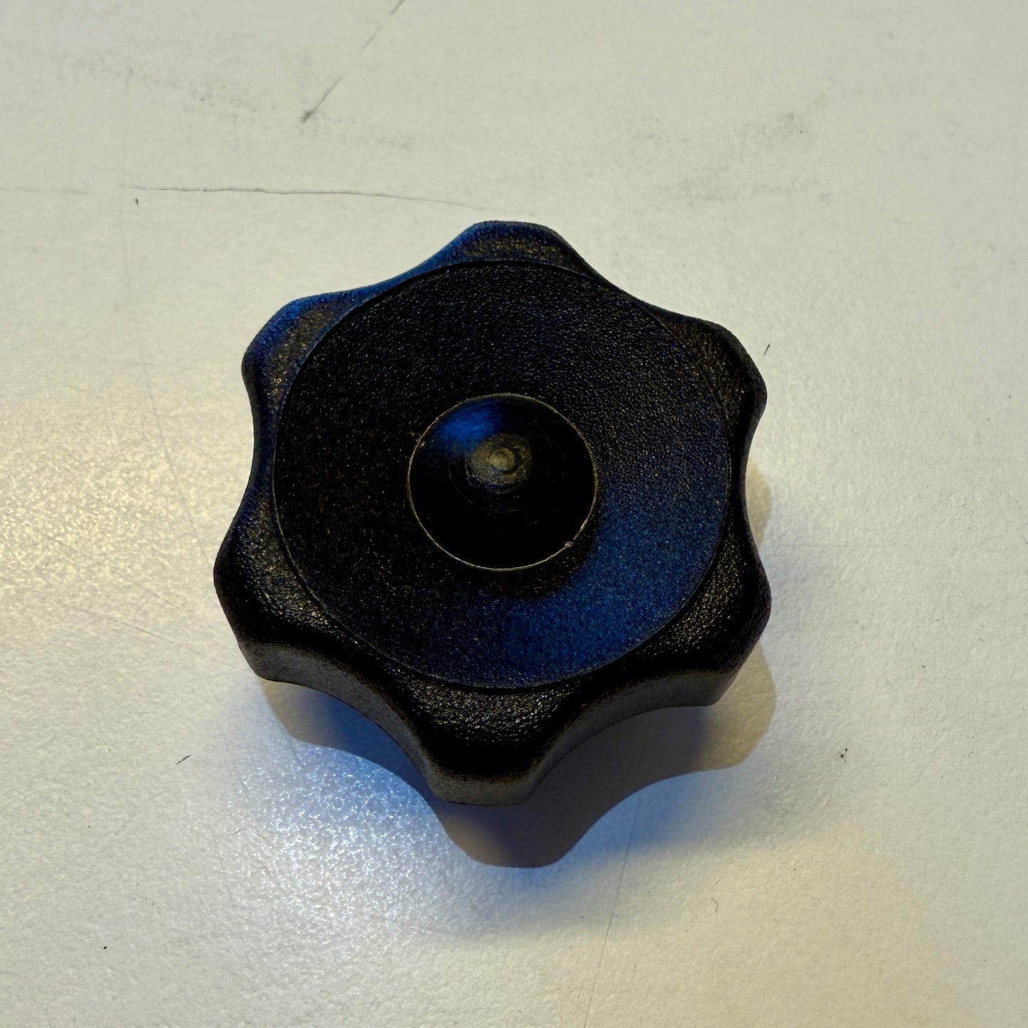 Fingerskrue 6mm | Ø45mm | Sort plast